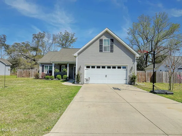 1393 Gracies Way NE, Leland, NC 28451