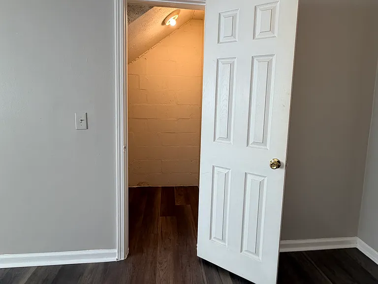 Cedar Creek Apartments — Photo 23
