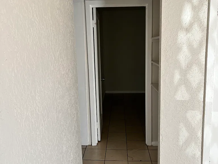 818 Granada St — Photo 5