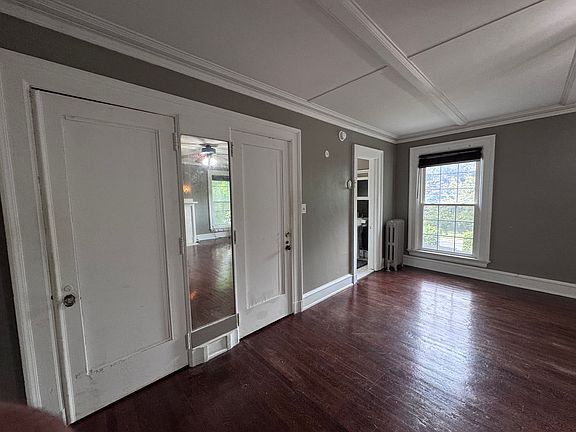 Living room 
Two closets