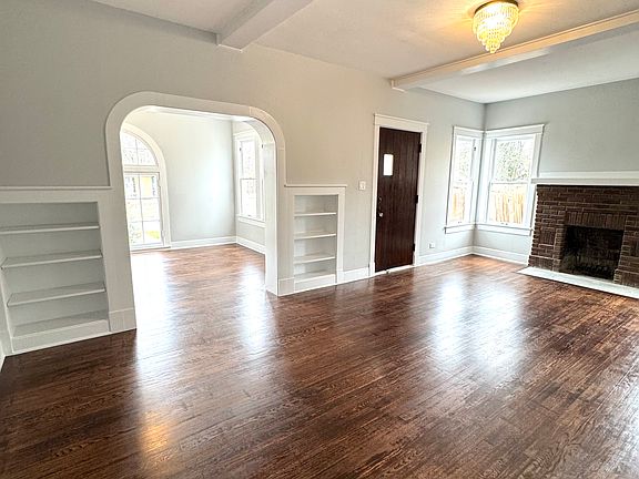Living room to formal dining room