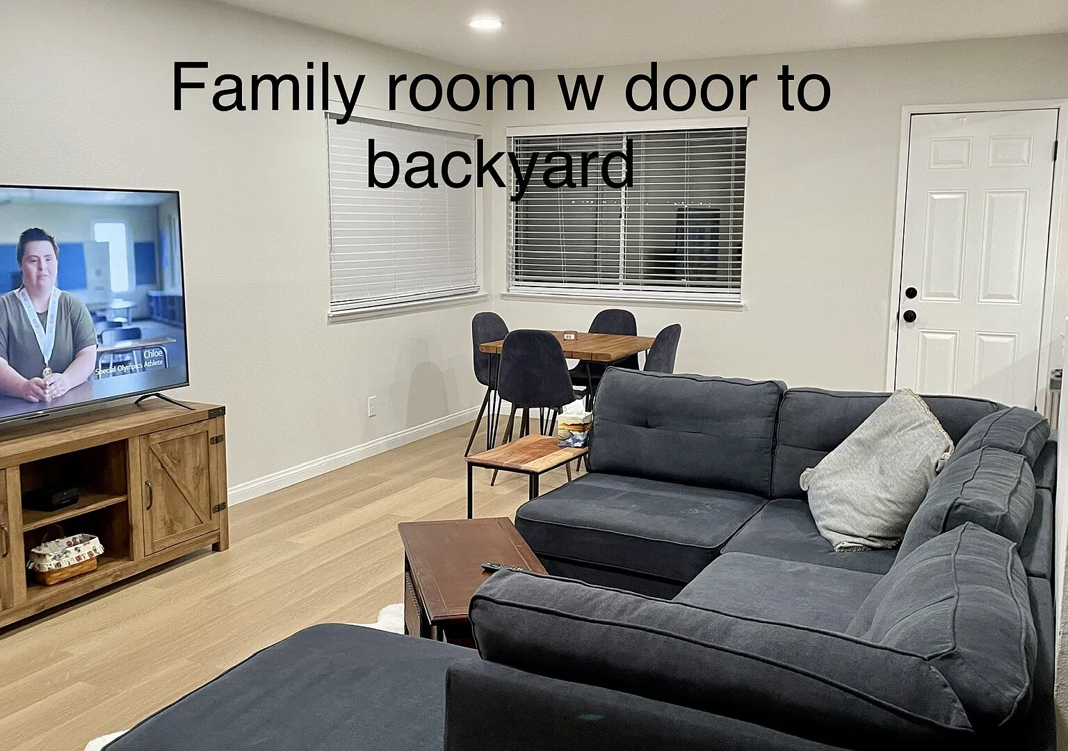 Safe, Quiet, Upscale Neighborhood w View — Photo 2