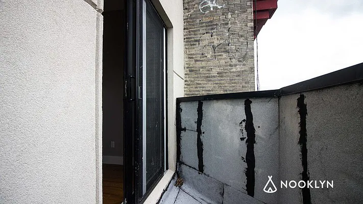Rented by Nooklyn NYC LLC | media 11