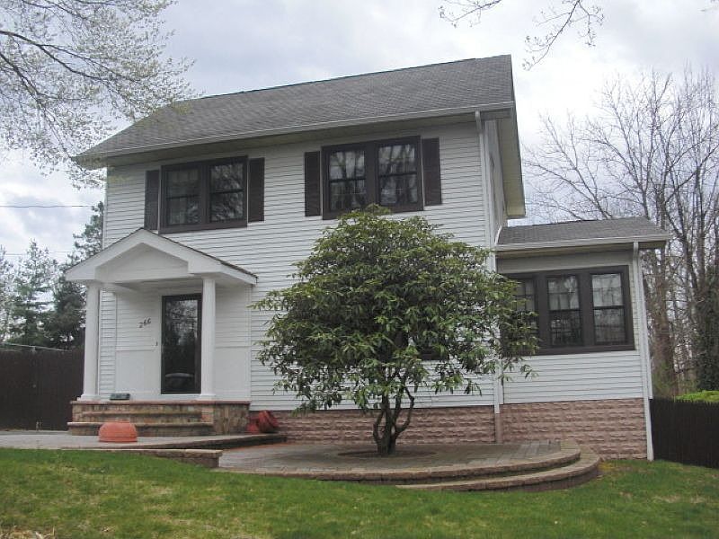 1st image of 266 E Mount Pleasant Ave