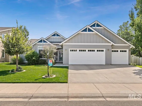 595 W Great Basin Dr, Meridian, ID 83646