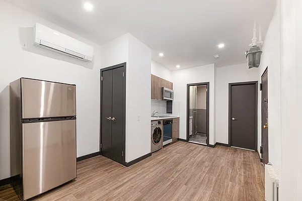 Rented by REAL New York | media 15