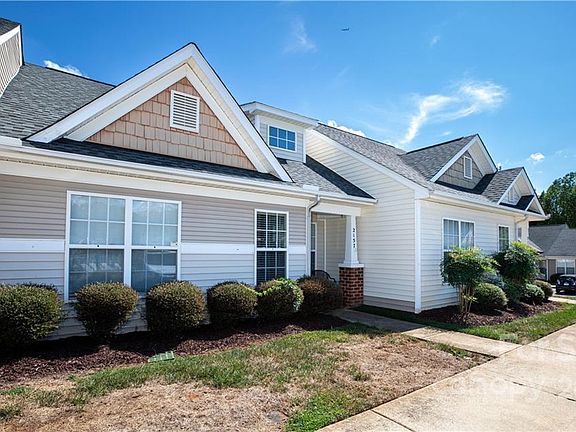 3rd image of 2157 Pavillion Ct