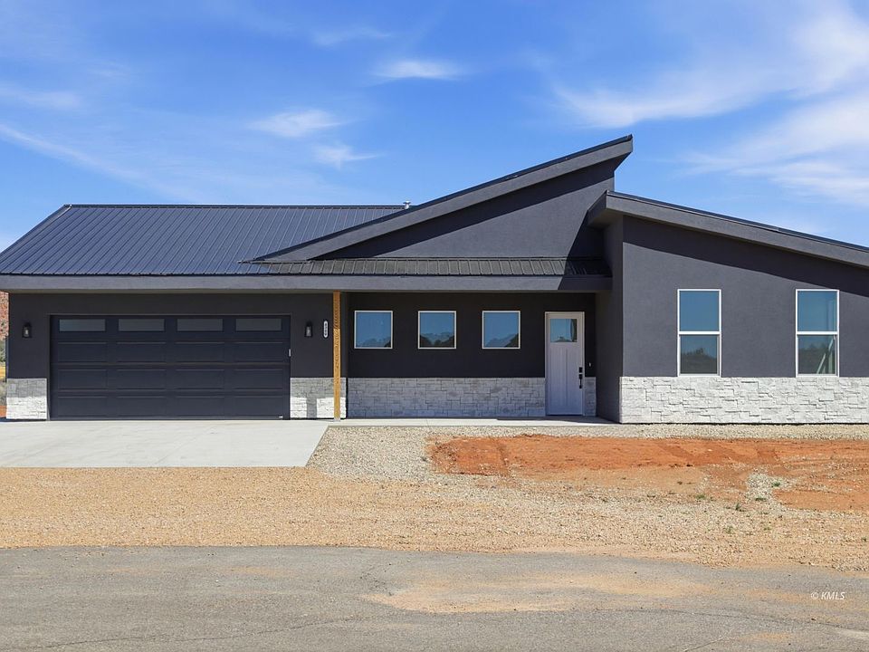 1st image of 4380 E Sego Lily Cir