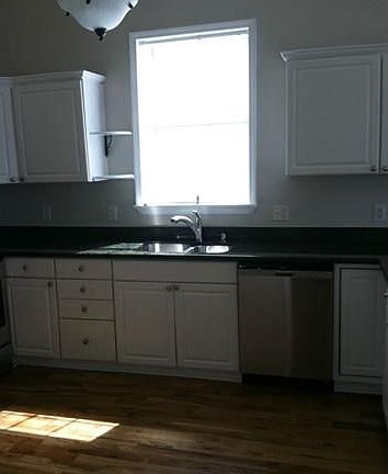 5th image of 2613 Upperline St