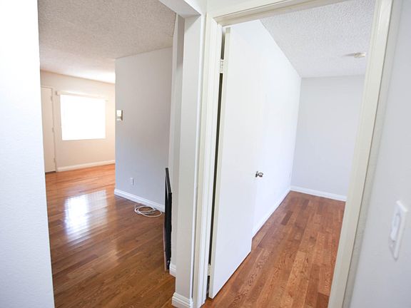 2nd image of 833 S Orange Grove Ave APT 2
