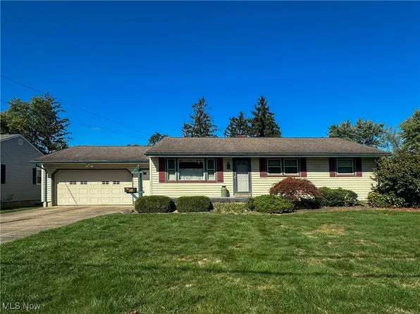 834 Bowman St, Niles, OH 44446