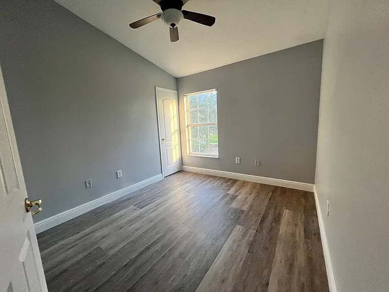 6728 Lake Rochester Ln — Photo 10
