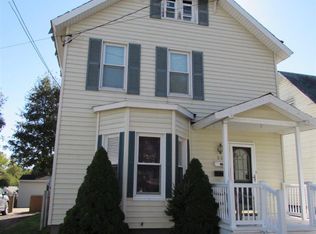 33 Newman Ave, Mechanicville, NY 12118
