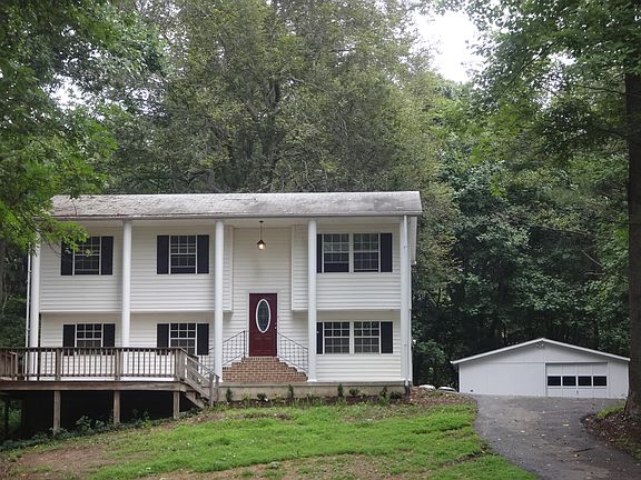 3rd image of 30107 Broken Arrow Ln