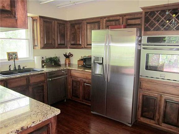 3rd image of 10333 Virden Ln