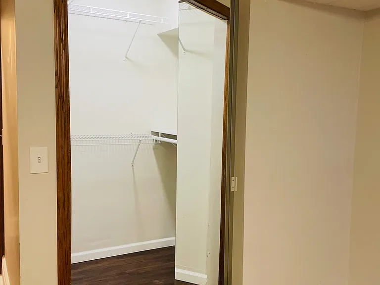 3345 Dupont Ave S #5 — Photo 16