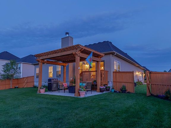 4th image of 174 Primrose Cir