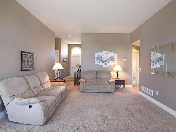 4th image of 1651 Rozeveld Dr