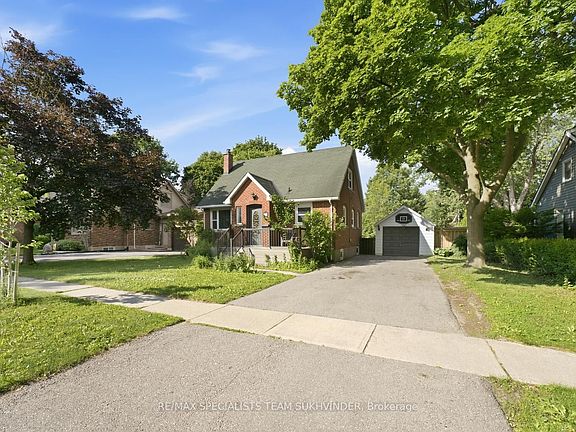 5th image of 156 Mill St S