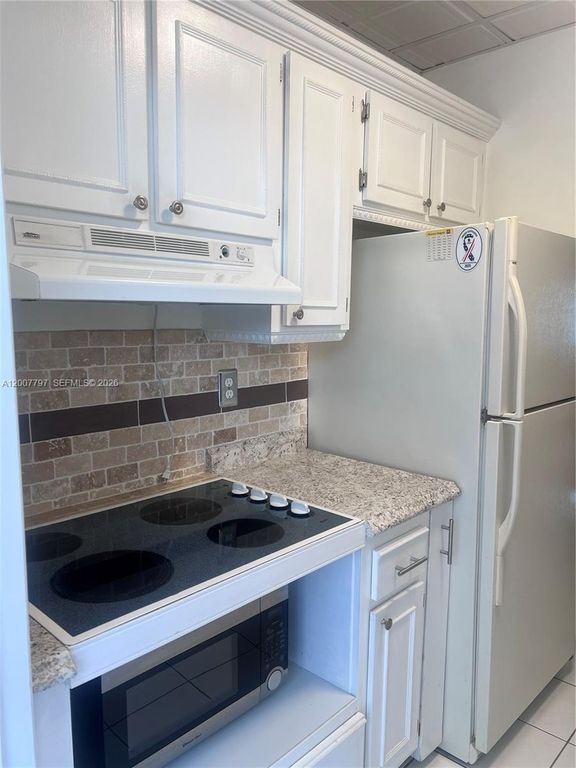 2501 W Golf Blvd APT 128, photo 9