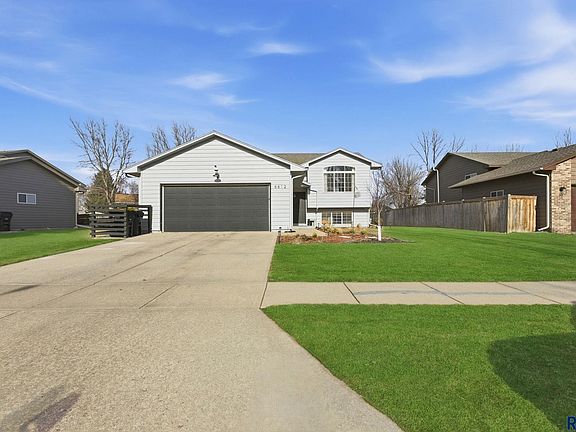 2nd image of 6612 W Bonnie Ct