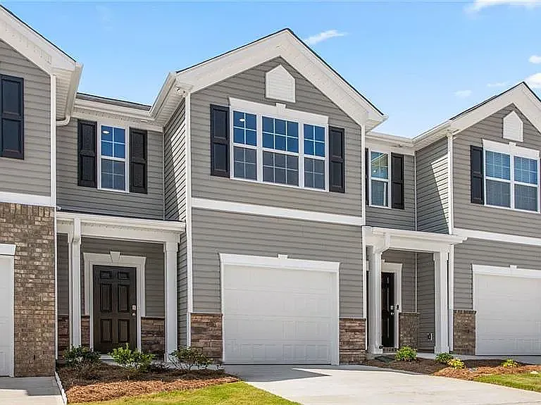 1310 Amberview Ln — Photo 10
