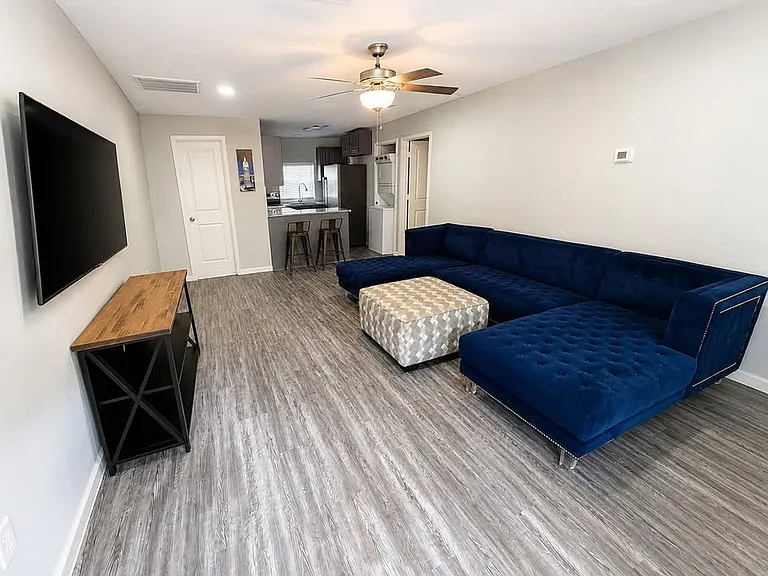 3208 Holman St #2 — Photo 1