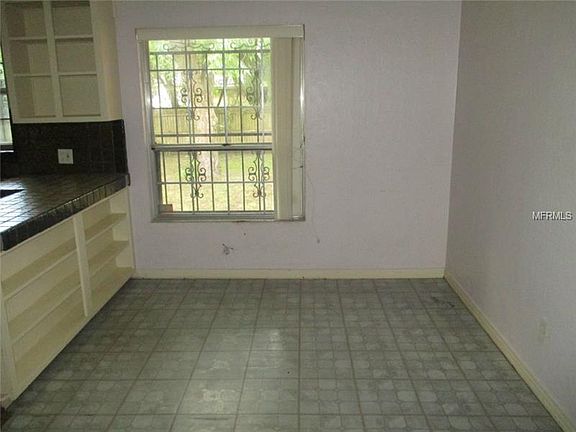 3rd image of 1308 E Ellicott St