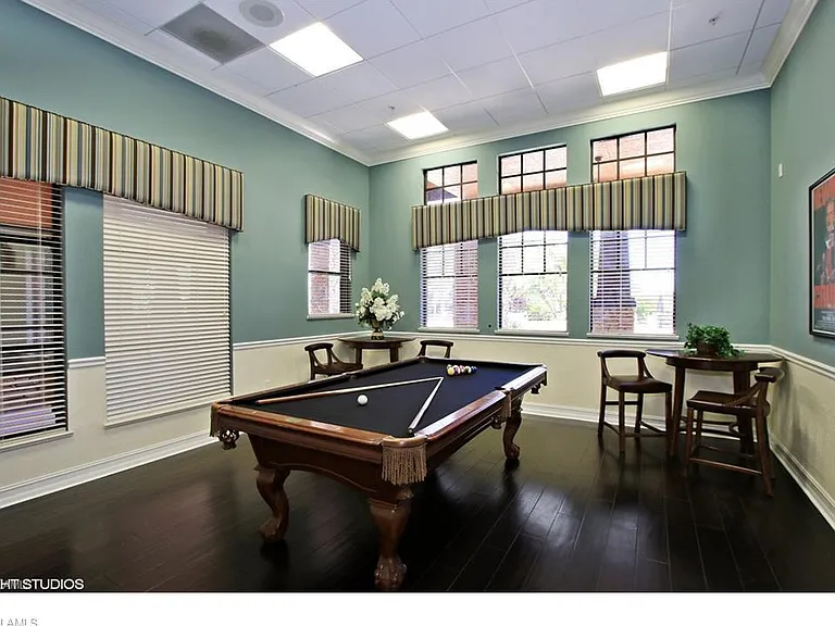10153 Belcrest Blvd — Photo 27