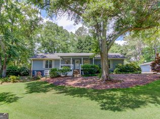 1588 Peachtree Cir, Lawrenceville, GA 30043