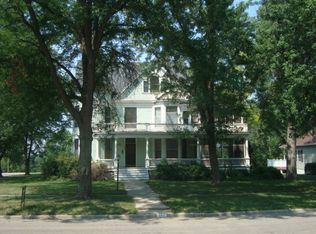 202 E Walnut St, Waterville, KS 66548