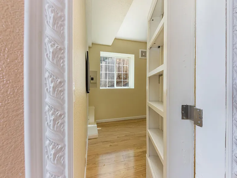 386 Goodwin Dr — Photo 20