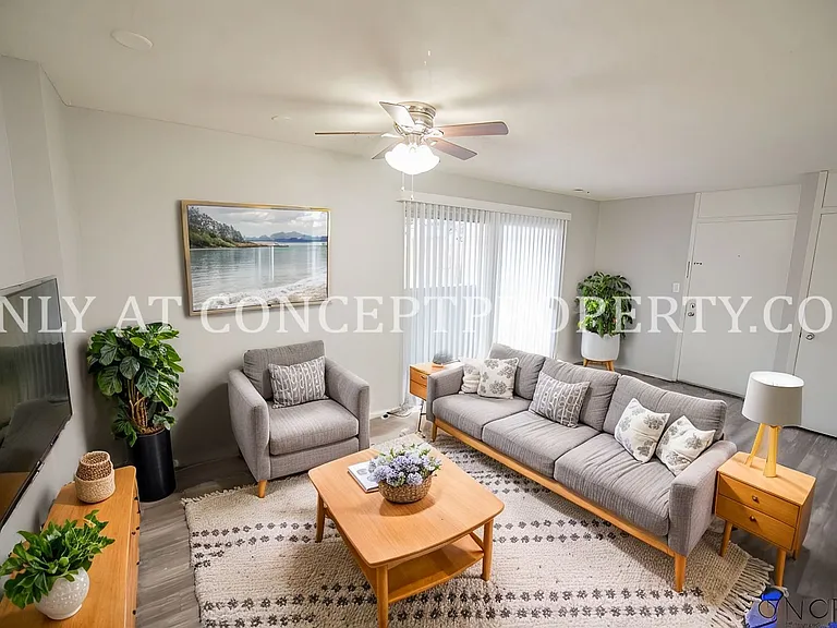 Foothill Terrace — Photo 67