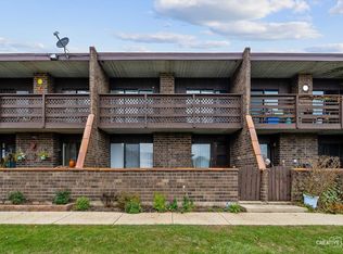 1807 Kenneth Cir, Elgin, IL 60120