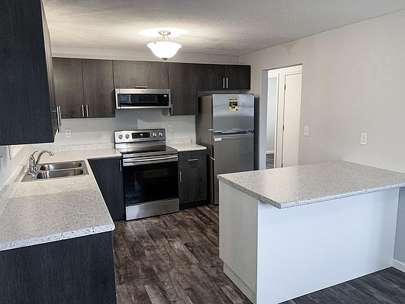 2nd image of 214 Larch Ave