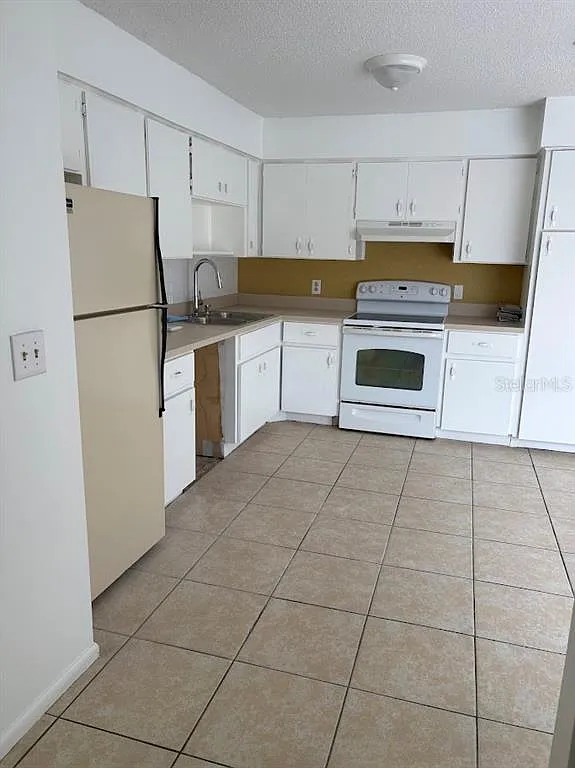 2 bed, 1.5 bath, 975 sqft, $1,350 — Photo 4