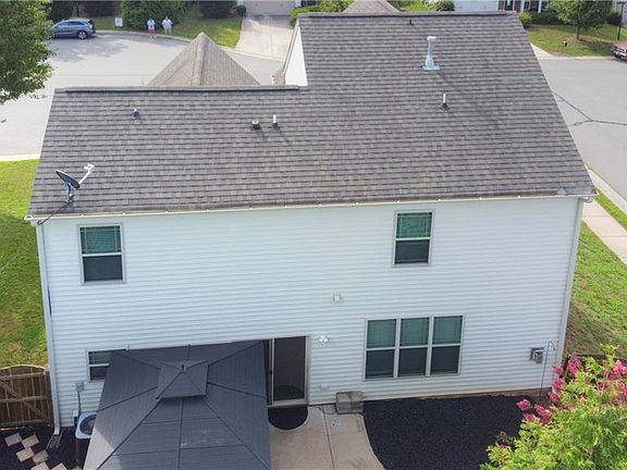 4th image of 3008 Mirasol Ct