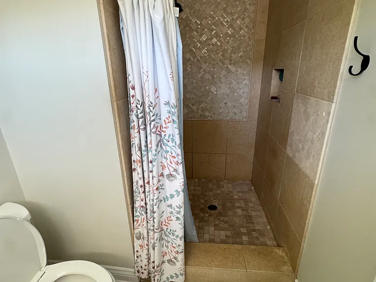 1250 Cape Cod Way — Photo 14