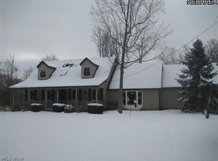 16345 Pine Lake Rd, Beloit, OH 44609