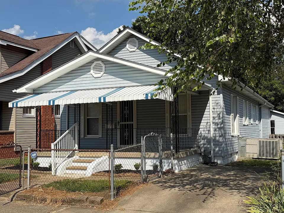 630 Chesapeake St