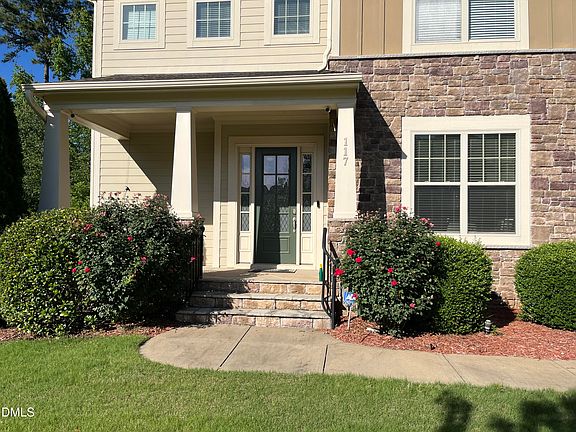 4th image of 117 Winterview Pl