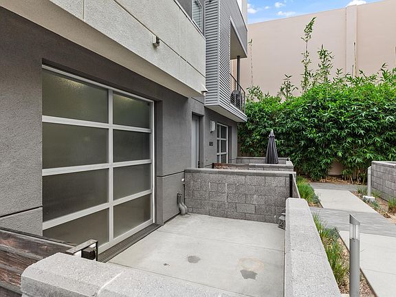 3rd image of 1532 Maxwell Way