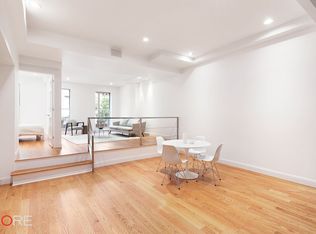 220 E 5th St #4, New York, NY