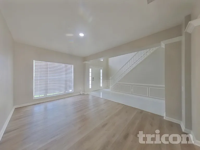 832 Garden Glen Loop — Photo 5