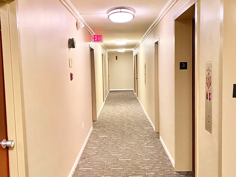 Berkeley House — Photo 6