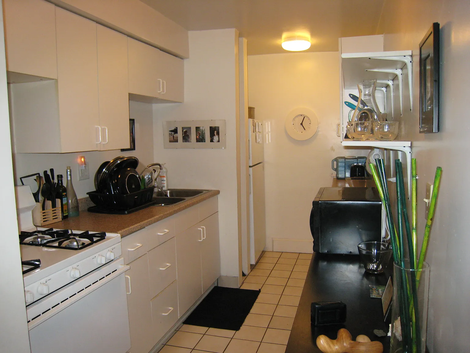 2 bed, $995 — Photo 4