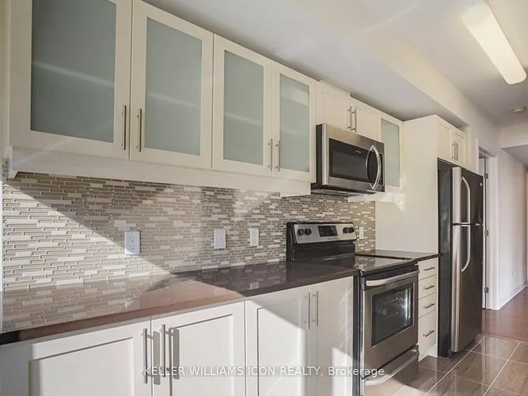 195 Besserer St #301 — Photo 9