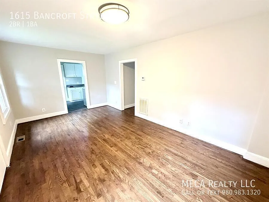 1615 Bancroft Street — Photo 4