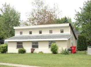 102 N Spring St, Geneseo, IL 61254