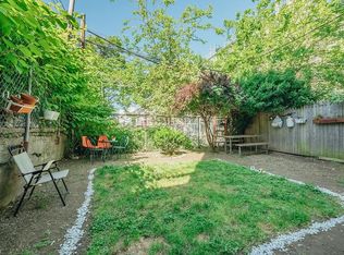 245 Harman St APT 1R, Brooklyn, NY 11237